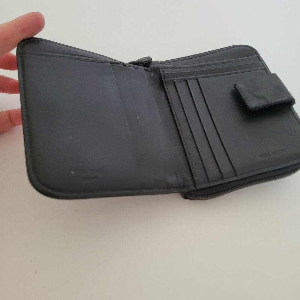Vintage Prada Milano Black Nylon Saffiano Leather Zip Around Wallet Made in - Picture 3 of 16